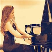 Online piano lessons
