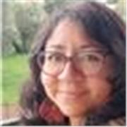 Diseñadora Gráfica apasionada por el arte y creación de artesanía, el trabajo lento, manual, con atención a los detalles.