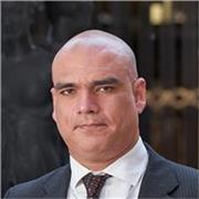 Latín clásico, latín eclesiástico y griego antiguo