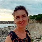 laureata in matematica e fisica, madrelingua russa, offre ripetizioni in Matematica, Fisica e Russo per ragazzi delle scuole