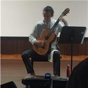 Lezioni di chitarra, per ragazzi, bambini adulti: blues, rock, teoria dello strumento, classica; laureando in chitarra classica