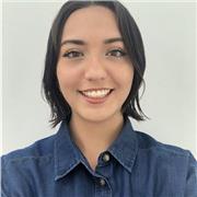 Maestra de argumentación académica, con experiencia en metodología de la investigación, ciencias sociales y debate