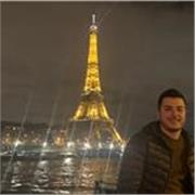 Frequento l'università di traduzione, studio il francese da più di 10 anni. Una chiacchierata e scopriamo se sono la persona adatta a te per aiutarti a migliorare!