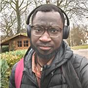 Your English tutor companion to get you comfortable with the language