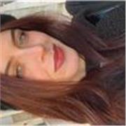 Salve a tutti! Sono Chiara e ho 23 anni. Vengo da una formazione umanistica in lingue straniere e arti dello spettacolo