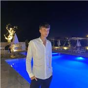 Matematica e fisica per ragazzi: lezioni a Roma o online, con un appassionato studente di ingegneria aerospaziale.