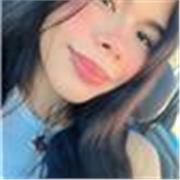 Soy una persona simpática, con experiencia tratando con niños y estoy en la universidad ahora mismo y tengo conocimientos generale