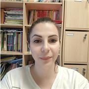 Docente di ruolo al primo grado specializzata sul sostegno e abilitata agli insegnamenti di italiano, storia e geografia alla seco
