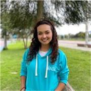 Hablo inglés profesional experiencia en entornos internacionales. Para dar clases de conversación personalizado a niños y jóvenes.