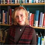 Ich biete Nachhilfe in den Fächern Englisch, Deutsch, Biologie, Geschichte und Philosophie für die Klassenstufen 1 - 10 an