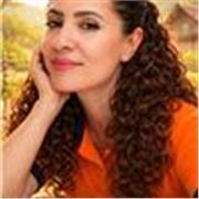 Olá! Sou professora dedicada e apaixonada por ensinar matemática de forma simples, clara e prática. Ofereço aulas de reforço