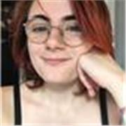 Laureanda in filosofia impartisce lezioni di filosofia