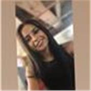 La profesora de español dará clases de español a la población de Santiago