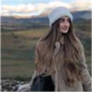 experiencia previa y enseñanza de  idiomas como español o inglés, titulo universitario