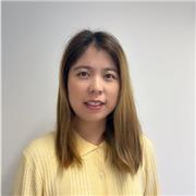 Informatik/Math Tutor in Chinese, der Kinder aller Altersgruppen unterrichtet.