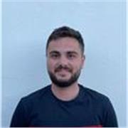 Orientador laboral con más de 3 años de experiencia, formación en pedagogía, orientación para el trabajo y con el MAES. 