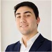 Me defino como una persona responsable, paciente y con muchas ganas de ayudar a los demás a aprender.