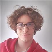 Prof avec Un Bon niveau de Maths et de Français. Anglais B2