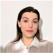 Laureata in Lingue e Letterature straniere (L-11) propone lezioni di inglese ad adulti e ragazzi