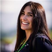 Docente di Web Design impartisce lezioni di base per lo sviluppo di siti web, gestione IT base, domini, hosting