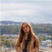 Engagierte Englisch-Nachhilfelehrerin (C1/C2) – individuell & motivierend