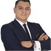 Maestro en mercadotecnia con enfoque a negocio es y operaciones, con experiencia en ingeniería clínica y médica