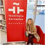 CV de docente en lengua española y literatura. Escritora y conferenciante