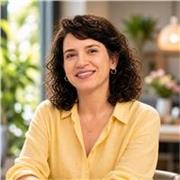 Physics PhD holder offering nationwide online maths lessons for primary, GCSE, and A-level students to boost confidence and grades