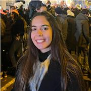 Profesora a punto de graduarse en Educación Primaria, con experiencia en aulas diversas, ofrece clases de refuerzo educativo.