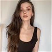 Ex studentessa di design e grafica spartisce ripetizioni di Photoshop e anche altri programmi del pacchetto Adobe, secondo le necessità dello studente