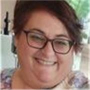 Profesora certificada CELTA con más de 15 años de experiencia en academias, universidades y empresas