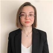 Übersetzerin (Deutsch, Englisch (beide sind C1-Niveau) und Türkisch als Muttersprache)