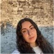 Pues soy una chica que le gusta enseñar cosas nuevas a los más peques y me adapto bien a cualquier edad 