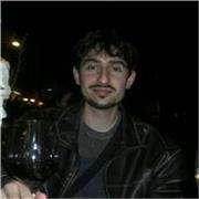 Profesor universitario titulado en Física teórica con larga trayectoria en el mundo de la docencia. Principalmente presencial