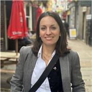 Anyone that would like to learn the language. From beginners to advanced, I have a very pragmatic and fun approach to learning a new language.