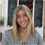 Profesora titulada en Educación Primaria, título C1 de inglés, terminando una segunda carrera (Exucacion Infantil). 