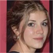 Studentessa di psicologia, ho frequentato il liceo classico