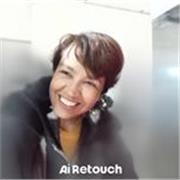 Maestra de historia ofrece clases de esta materia y español