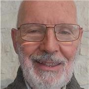 Professeur de français pour l'orthographe et la richesse de votre expression écrite.