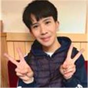 International ESL teacher focused on real communication offering practical English lessons in online