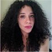 Laureata in Sociologia e ricerca sociale impartisce lezioni in scienze umane e materie base (quali it. , mat., storia, geografia, diritto)