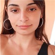 Diplomata al licel scientifico offre ripetizioni in inglese e filosofia agli studenti di scuole superiori e aiuto compiti in tutte le mterie per elementari e medie