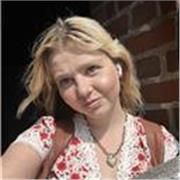 I am a enthusiastic EFL teacher with experience mentoring 10-18 year olds. 