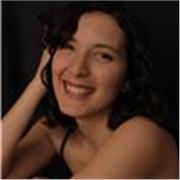 Attrice e Laureata in Scienze della Comunicazione insegna italiano per stranieri