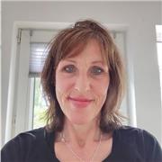 Hallo, ich bin Patricia ( 53) und übersetze Texte in Deutsch, Englisch und Französisch.