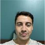 Doy clases de economía personal, negocios y empresas. Además, soy coaching en desarrollo personal y finanzas