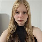 Profesora particular titulada con un C1 por Cambridge, con 3 años de experiencia con alumnos de edades entre 5 a 17 años