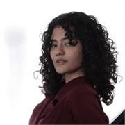 Candidata a vaga de professora de inglês. 19 anos, estudante de Letras na Universidade Federal do Ceará