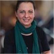 Qualified and experienced English language teacher for adults with over 15 years’ experience in ESOL, EAL, and online teaching 