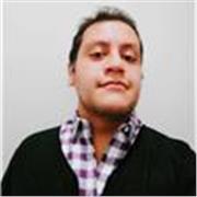 Profesor de matemáticas imparte clases a niños de todas las edades